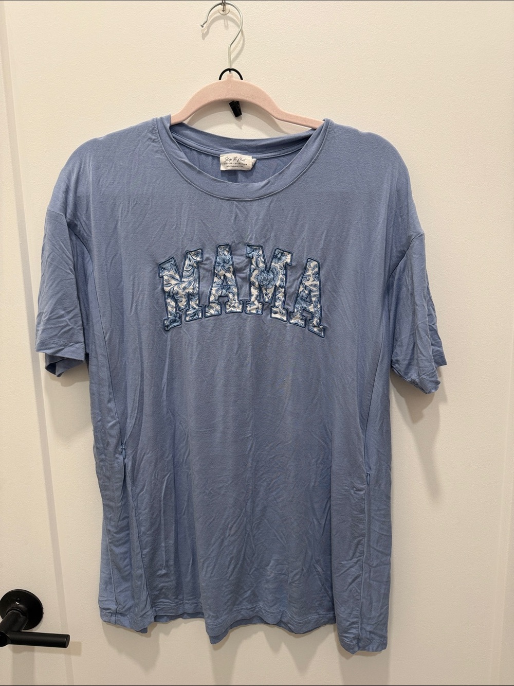 Mama Graphic Tee - Light Blue Short Sleeve Shirt-nursing collection